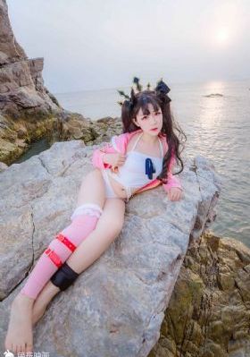 日韩美女艺术电影_4K电影免费在线
